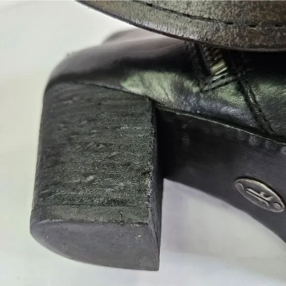 Frye Renee Seam Short Leather Stacked Heel Pointed Toe Boot Bootie In Black 9 - Picture 12 of 16